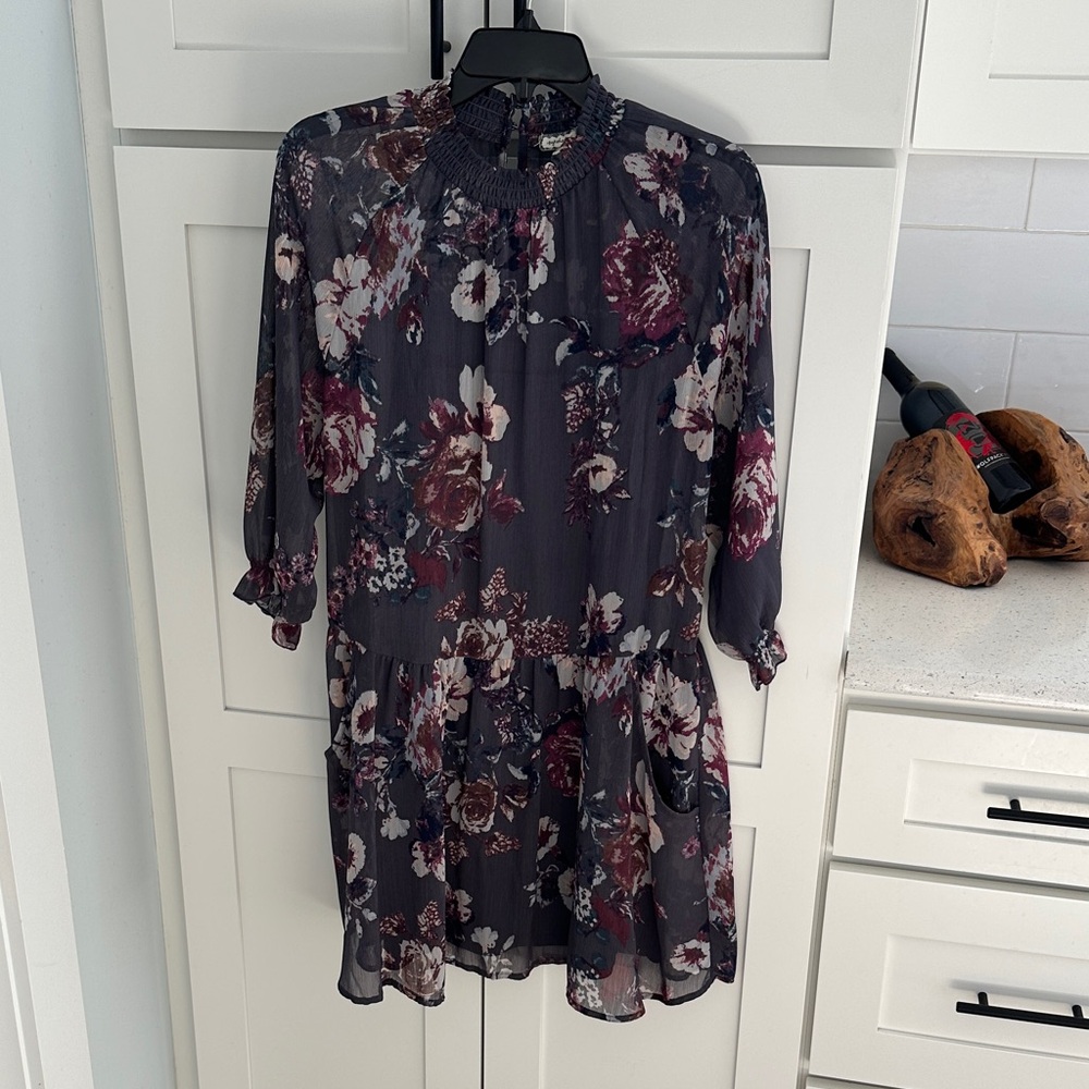 Eyeshadow Dark Floral Long Sleeve Dress